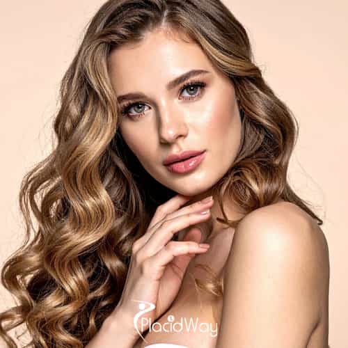5 Benefits of Combining Blepharoplasty with a Facelift in Santo Domingo for Texas Seniors